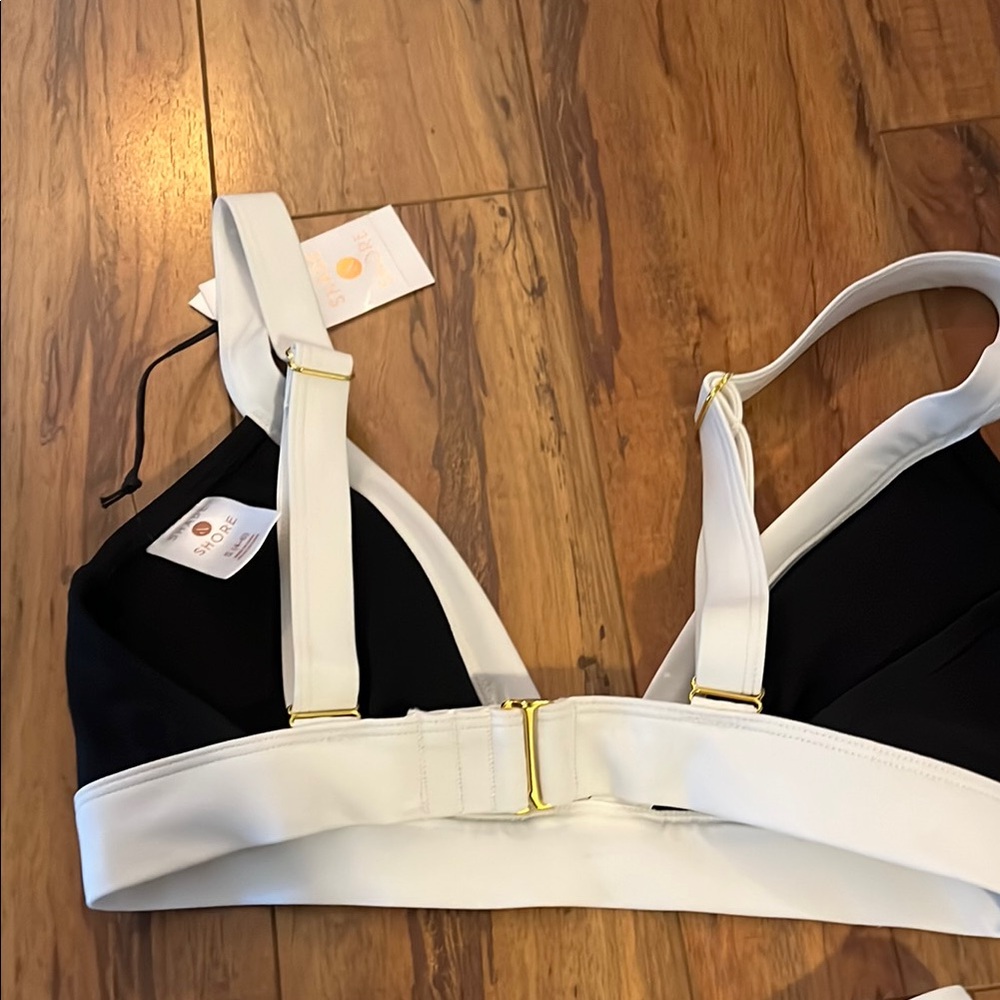 Viral Shade & Shore Black and White High-Waist Bikini Set - Picture 4 of 6